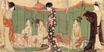 350 人の有名アーティストによるアート作品 Painting - 蚊帳の下で一晩中 喜多川歌麿 浮世絵美人が